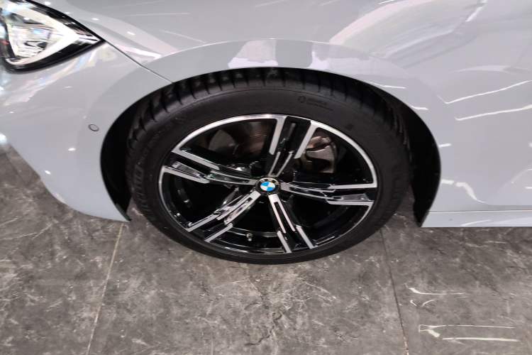 Used BMW 4 Series 2022 425i M Sport Package Exterior 4