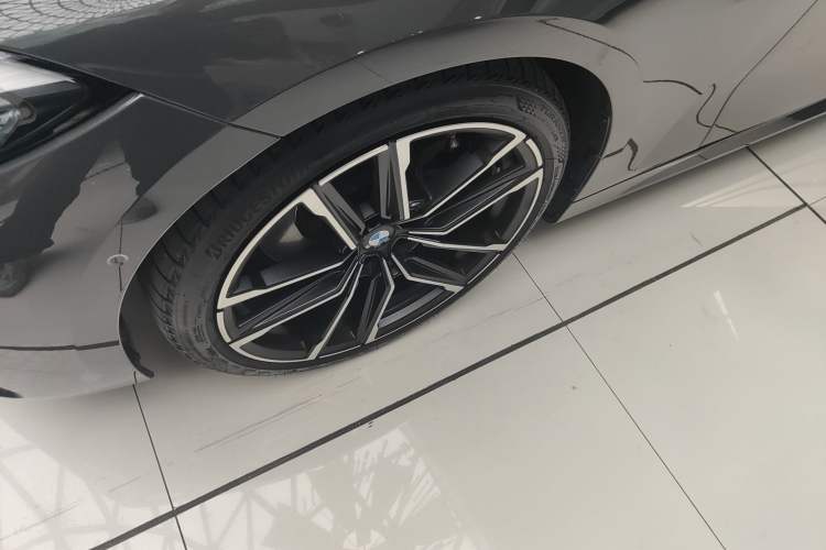 Used BMW 4 Series 2022 Second Facelift 430i M Sport Night Edition Package Exterior 4