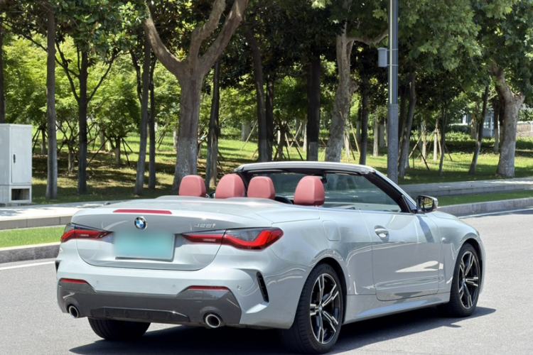 Used BMW 4 Series 2022 425i Convertible M Sport Package Exterior 9