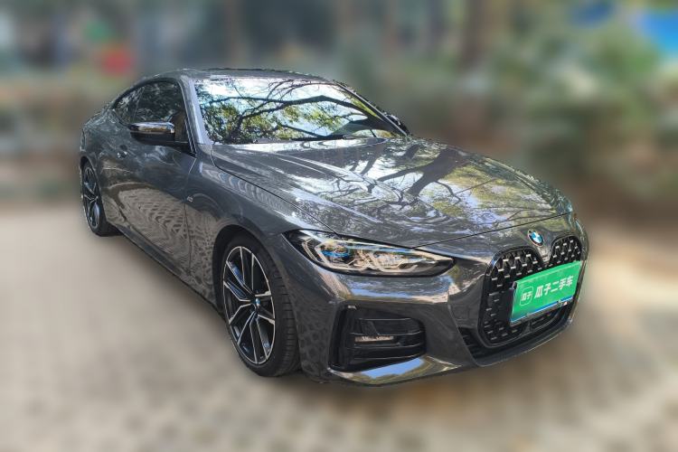 Used BMW 4 Series 2022 Second Facelift 430i M Sport Night Edition Package Front Right 45 Deg