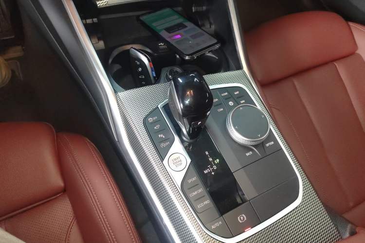 Used BMW 4 Series 2022 Revised 425i M Sport Night Edition Package Gear Lever