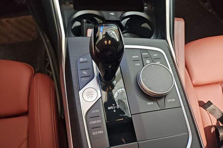 Used BMW 4 Series 2022 425i M Sport Package Gear Lever