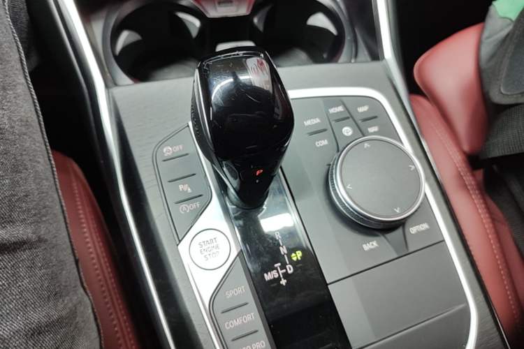 Used BMW 4 Series 2022 425i M Sport Package Gear Lever