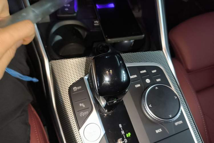 Used BMW 4 Series 2022 Revised Edition 430i M Sport Night Edition Package Gear Lever