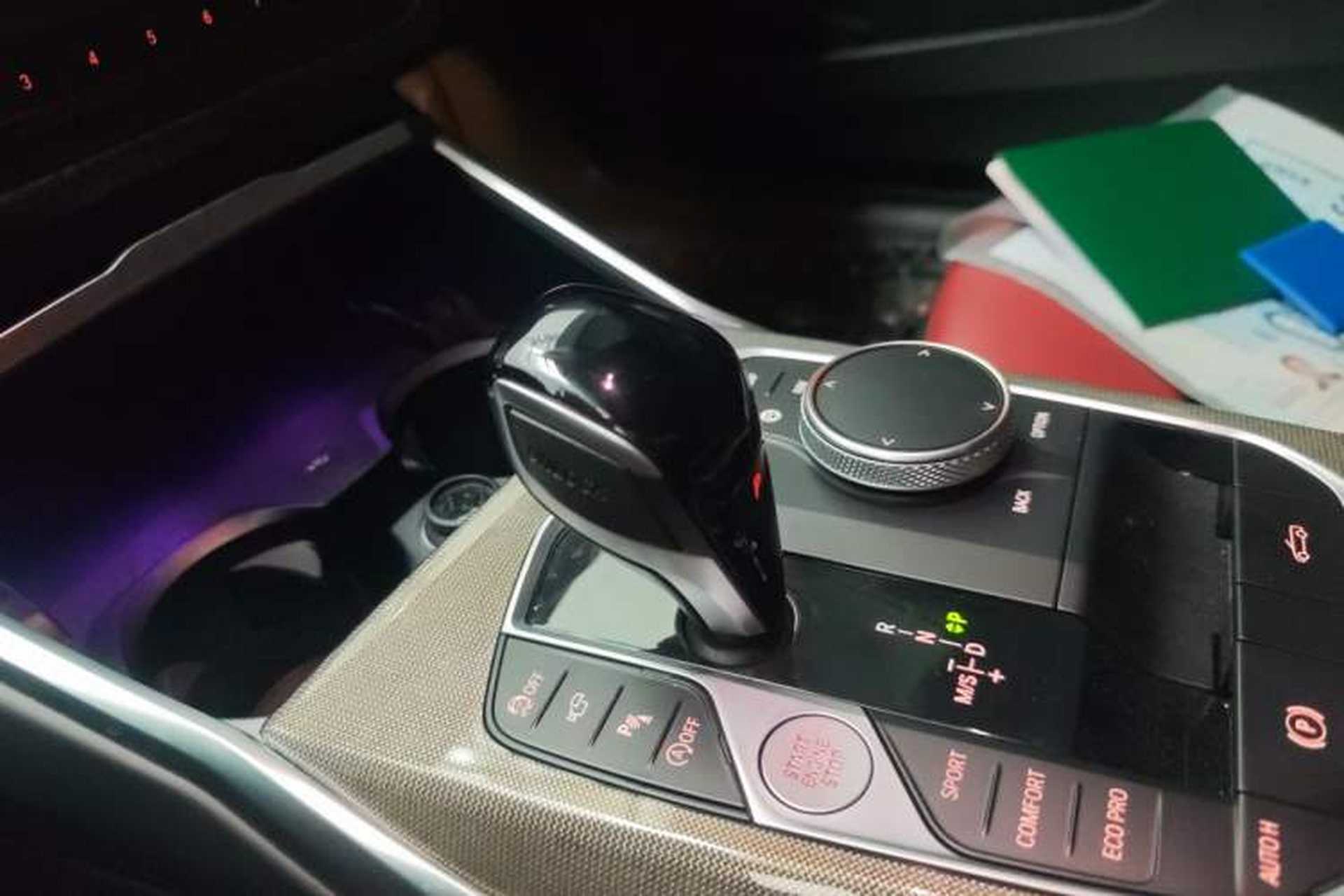 Used BMW 4 Series 2022 Second Facelift 430i Convertible M Sport Night Edition Package Gear Lever