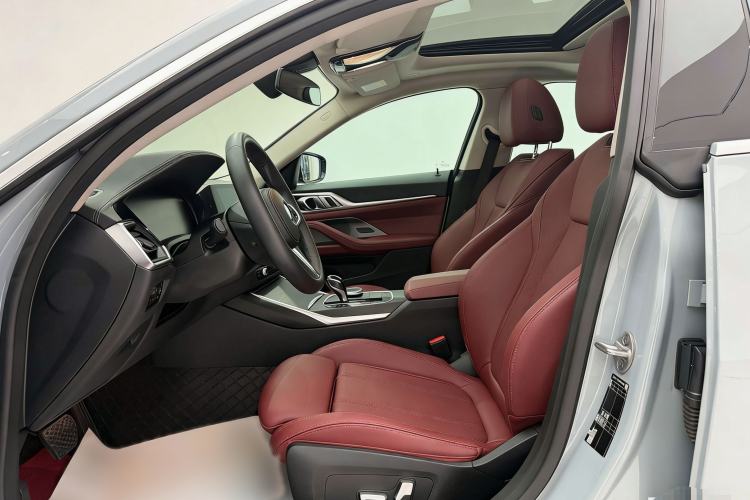Used BMW 4 Series 2022 425i Gran Coupe M Sport Package Interior 2