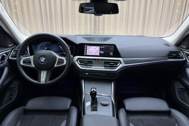Used BMW 4 Series 2022 425i Gran Coupe M Sport Package Interior 5