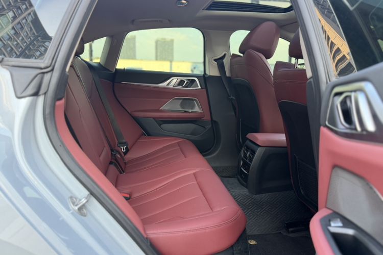 Used BMW 4 Series 2022 425i Gran Coupe M Sport Package Interior 6