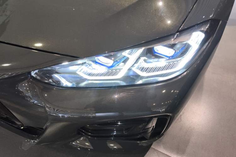 Used BMW 4 Series 2022 Second Facelift 430i M Sport Night Edition Package Left Front Headlight
