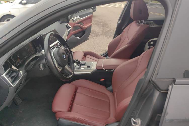 Used BMW 4 Series 2022 425i Gran Coupe M Sport Night Edition Left Front Seat
