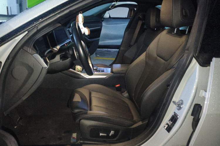 Used BMW 4 Series 2022 425i Gran Coupe M Sport Night Edition Left Front Seat