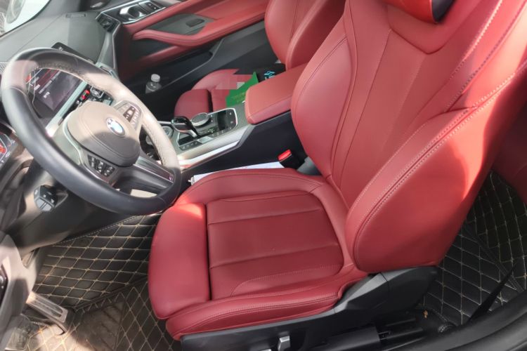 Used BMW 4 Series 2022 Second Facelift 430i Convertible M Sport Night Edition Package Left Front Seat