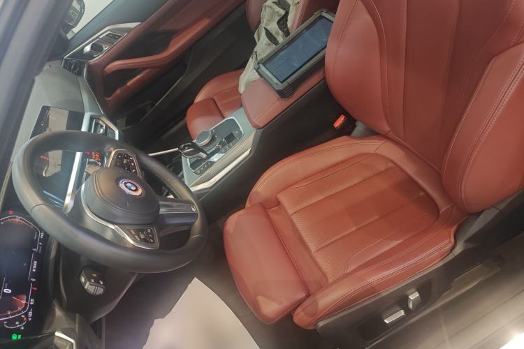 Used BMW 4 Series 2022 Revised 425i M Sport Night Edition Package Left Front Seat