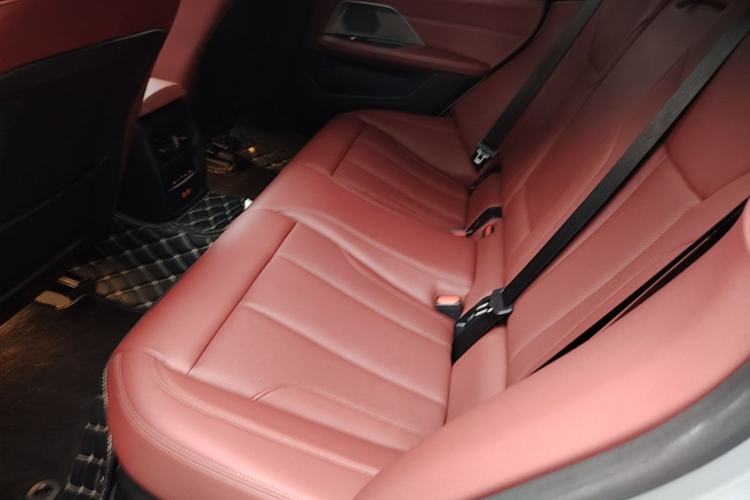 Used BMW 4 Series 2022 425i Gran Coupe M Sport Night Edition Left Rear Seat
