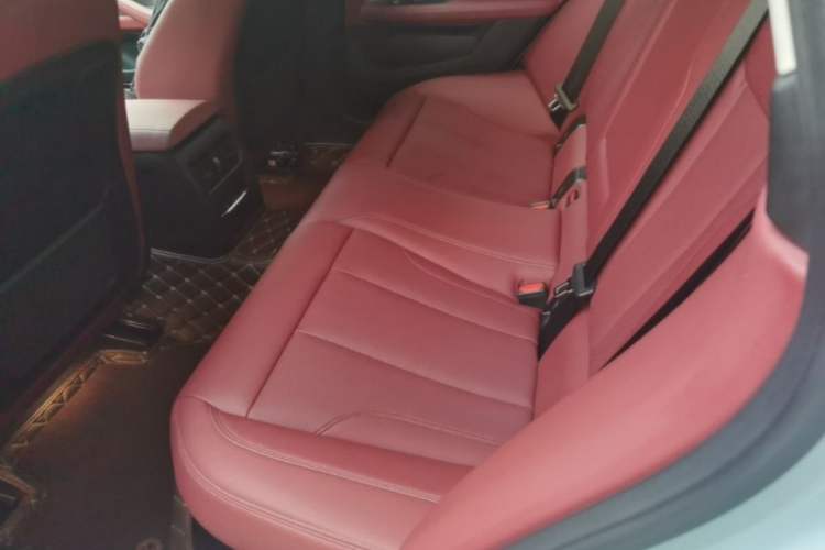 Used BMW 4 Series 2022 425i Gran Coupe M Sport Package Left Rear Seat