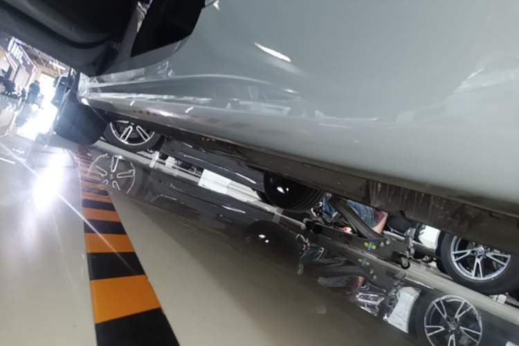 Used BMW 4 Series 2022 425i Convertible M Sport Package Left Side Sill