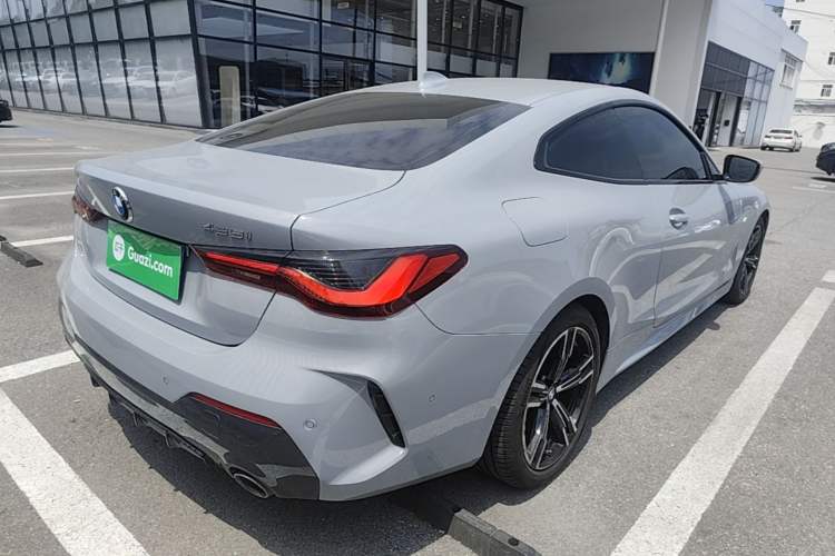 Used BMW 4 Series 2022 425i M Sport Package Rear Right 45 Deg