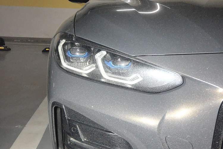 Used BMW 4 Series 2022 Second Facelift 430i M Sport Night Edition Package Right Front Headlight