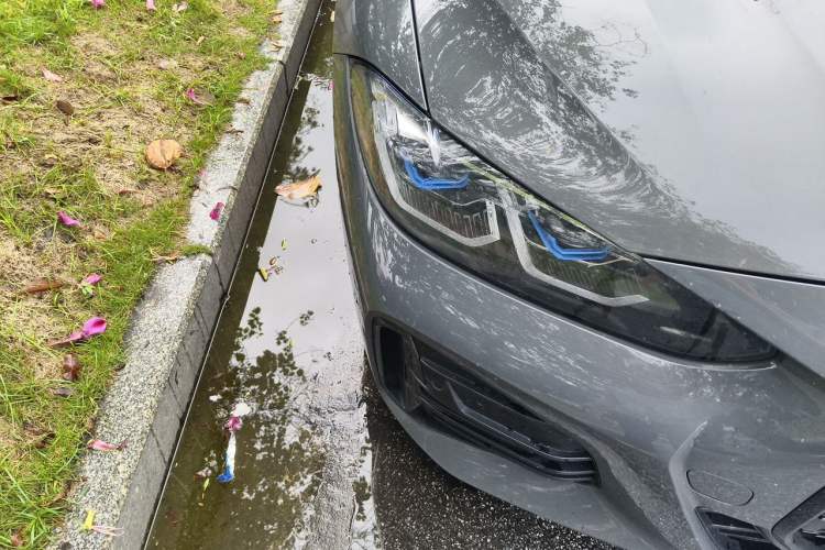 Used BMW 4 Series 2022 Second Facelift 430i M Sport Night Edition Package Right Front Headlight