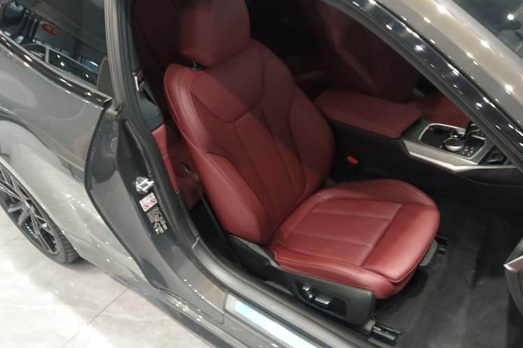 Used BMW 4 Series 2022 Revised 425i M Sport Night Edition Package Right Front Seat