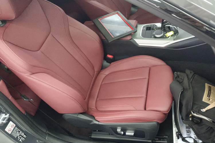 Used BMW 4 Series 2022 Revised 425i M Sport Night Edition Package Right Front Seat