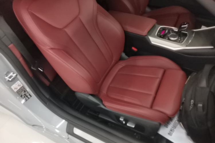 Used BMW 4 Series 2022 Second Facelift 430i Convertible M Sport Night Edition Package Right Front Seat