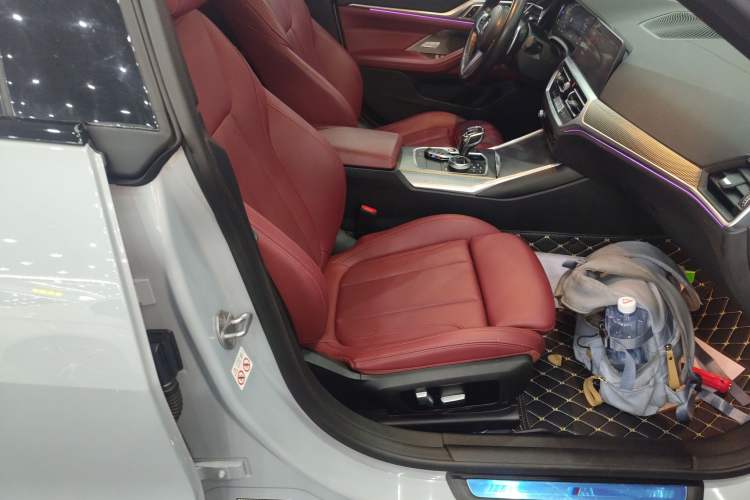 Used BMW 4 Series 2022 425i Gran Coupe M Sport Night Edition Right Front Seat