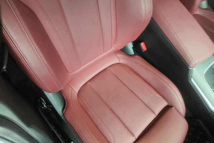 Used BMW 4 Series 2022 425i Gran Coupe M Sport Night Edition Right Front Seat