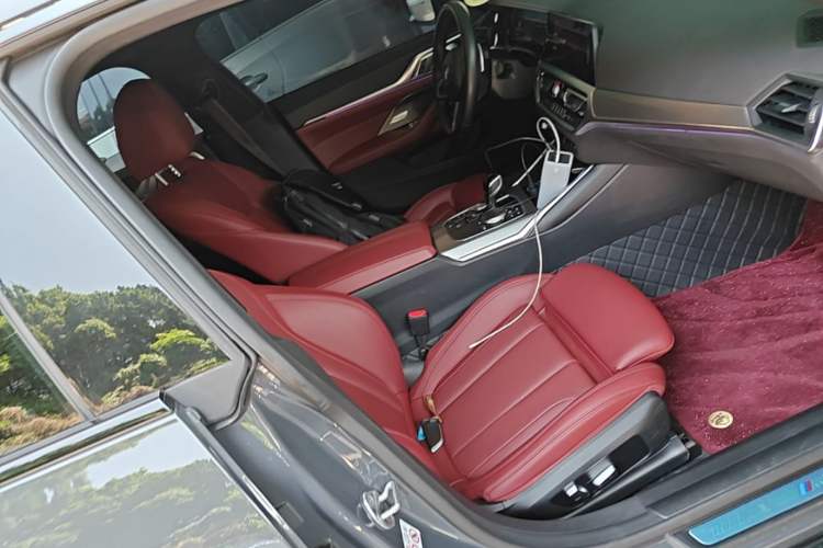 Used BMW 4 Series 2022 425i Gran Coupe M Sport Night Edition Right Front Seat