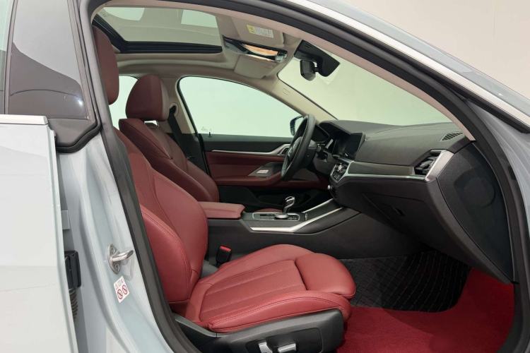 Used BMW 4 Series 2022 425i Gran Coupe M Sport Package Right Front Seat