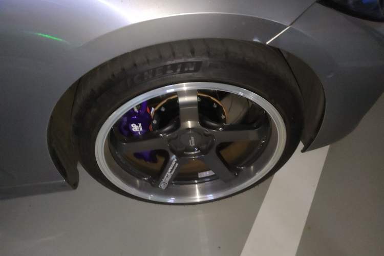 Used BMW 4 Series 2022 Revised 425i M Sport Night Edition Package Right Front Wheel Hub