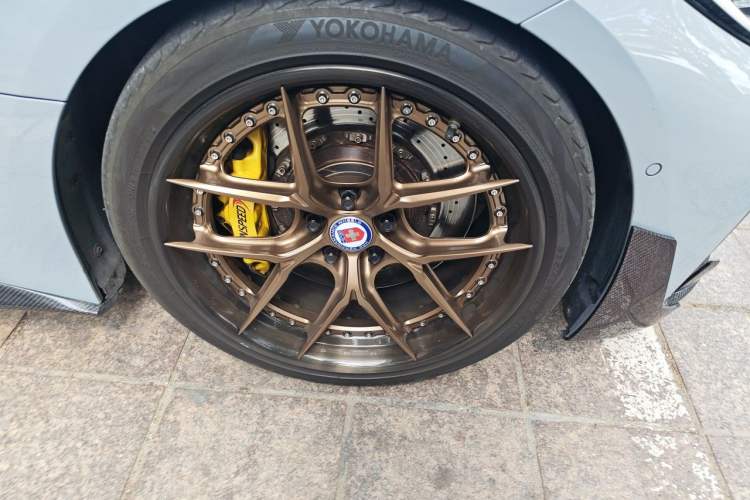 Used BMW 4 Series 2022 425i Gran Coupe M Sport Package Right Front Wheel Hub