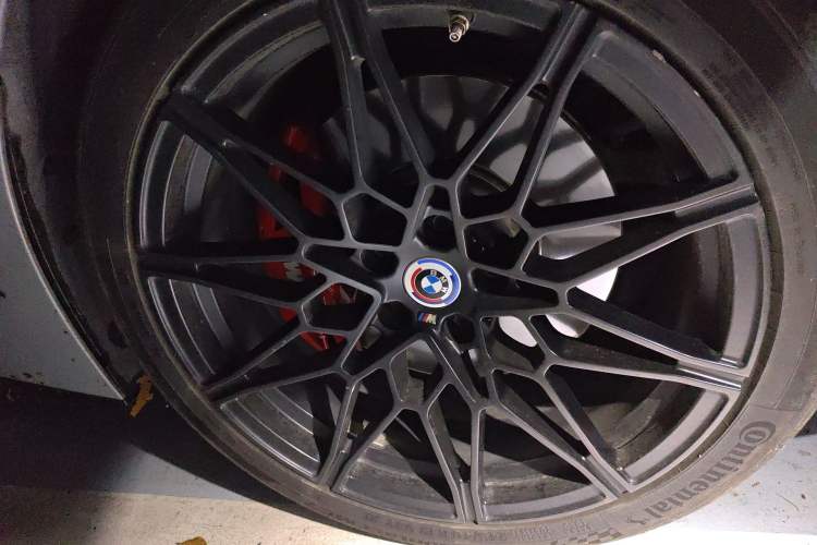Used BMW 4 Series 2022 430i Gran Coupe M Sport Night Edition Right Front Wheel Hub