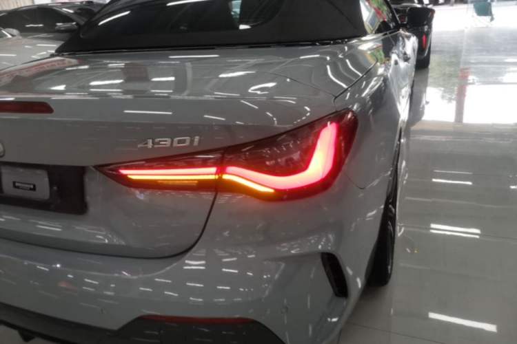 Used BMW 4 Series 2022 Second Facelift 430i Convertible M Sport Night Edition Package Right Rear Taillight