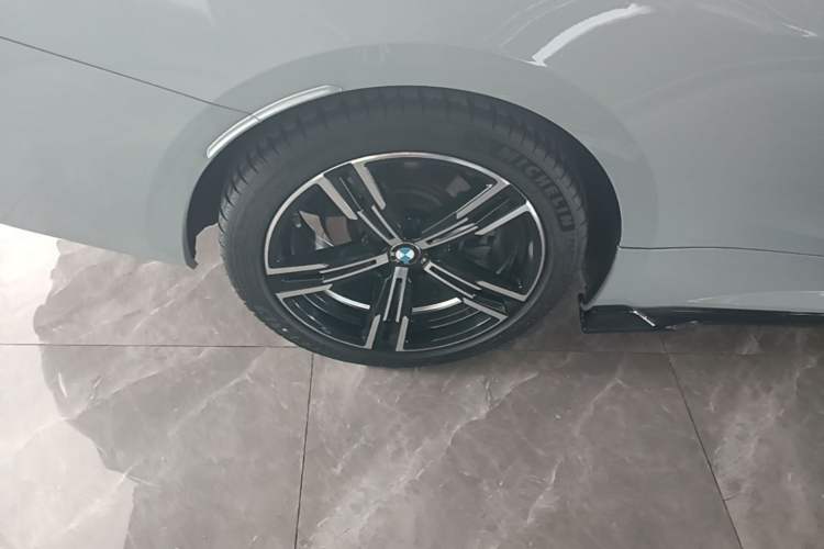 Used BMW 4 Series 2022 425i M Sport Package Right Rear Wheel Hub