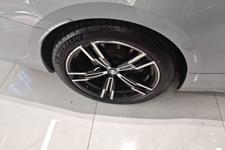 Used BMW 4 Series 2022 425i M Sport Package Right Rear Wheel Hub