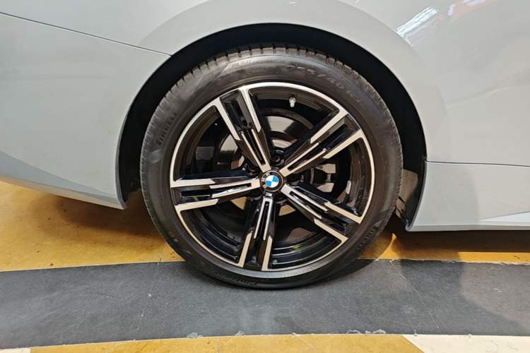 Used BMW 4 Series 2022 425i M Sport Package Right Rear Wheel Hub