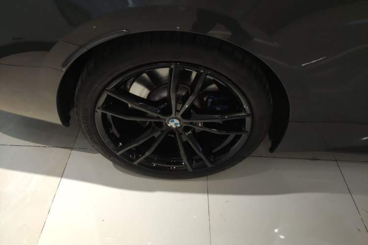 Used BMW 4 Series 2022 430i M Sport Night Edition Package Right Rear Wheel Hub
