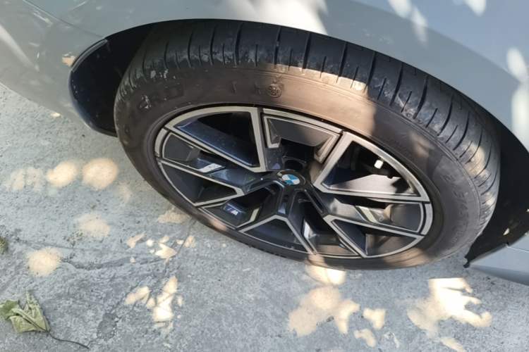 Used BMW 4 Series 2022 425i Gran Coupe M Sport Package Right Rear Wheel Hub