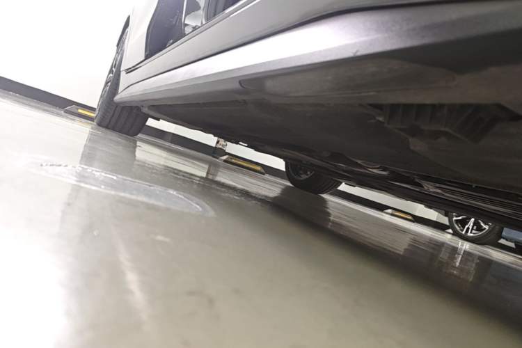 Used BMW 4 Series 2022 425i Gran Coupe M Sport Night Edition Right Side Sill