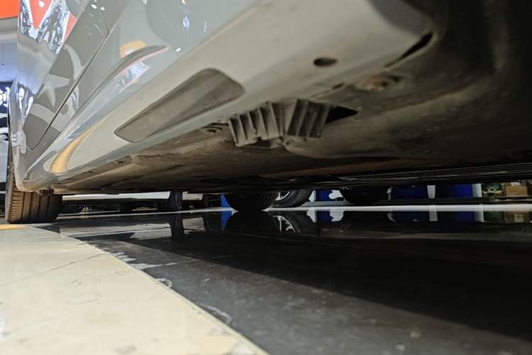 Used BMW 4 Series 2022 425i M Sport Package Right Side Sill