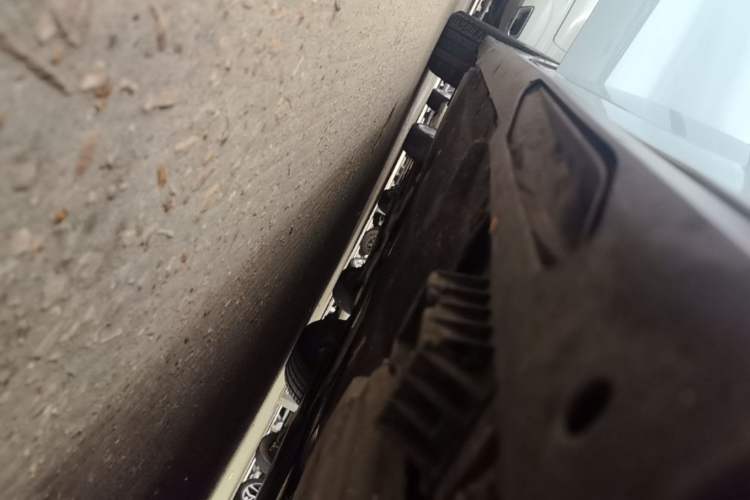 Used BMW 4 Series 2022 425i Gran Coupe M Sport Package Right Side Sill