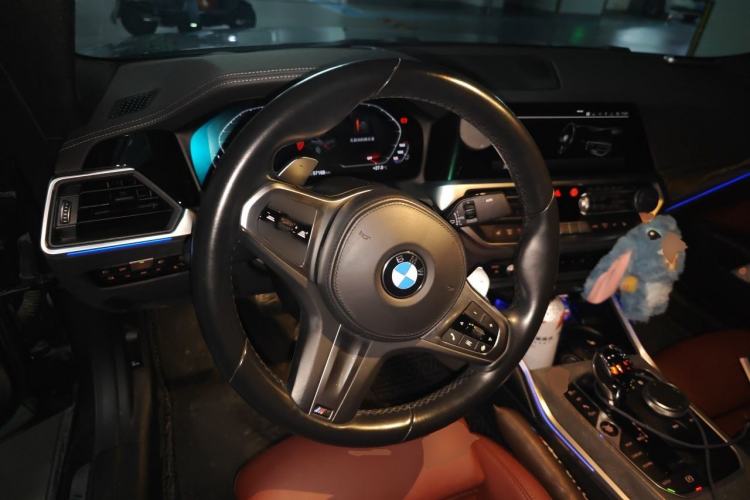 Used BMW 4 Series 2022 Second Facelift 430i M Sport Night Edition Package Steering Wheel