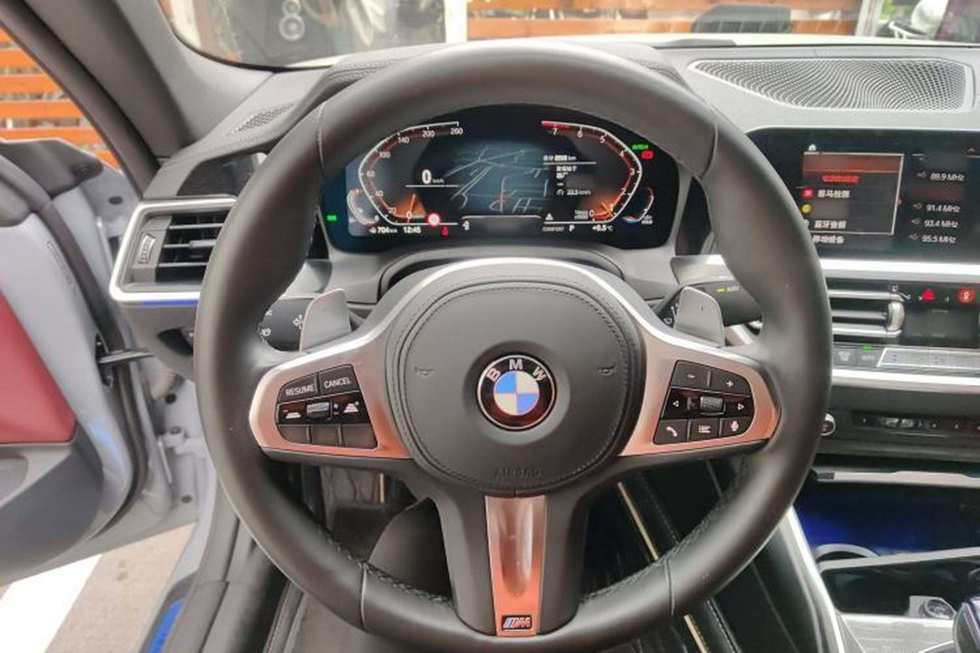 Used BMW 4 Series 2022 Second Facelift 430i Convertible M Sport Night Edition Package Steering Wheel