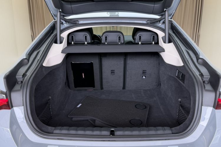 Used BMW 4 Series 2022 425i Gran Coupe M Sport Package Trunk