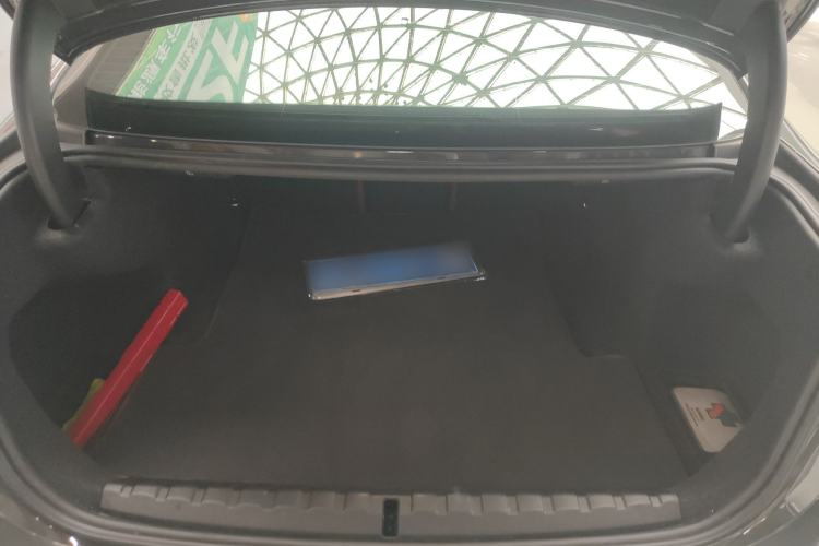 Used BMW 4 Series 2022 Second Facelift 430i M Sport Night Edition Package Trunk