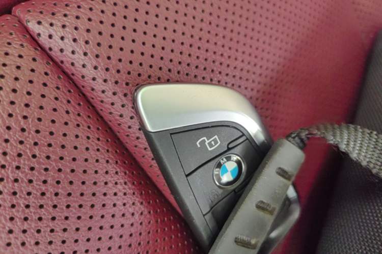 Used BMW 4 Series 2022 425i Convertible M Sport Night Edition Package Vehicle Key