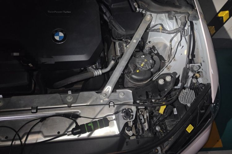 Used BMW 4 Series 2022 425i Convertible M Sport Package Engine Bay Left