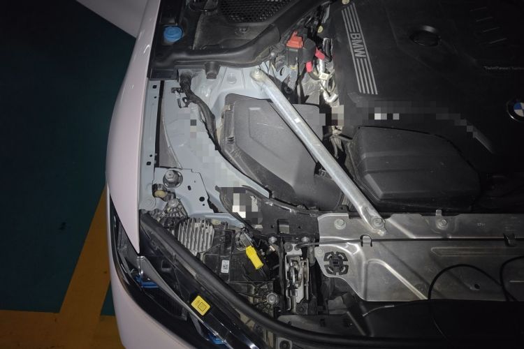 Used BMW 4 Series 2022 425i Convertible M Sport Package Engine Bay Right
