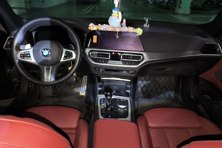 Used BMW 4 Series 2022 Second Facelift 430i M Sport Night Edition Package Center Console